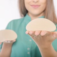 Mastoplastica: come scegliere la protesi corretta?