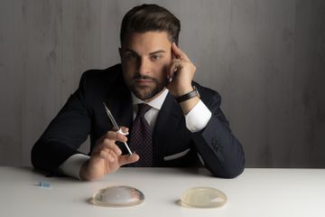 Dr Luciano Perrone